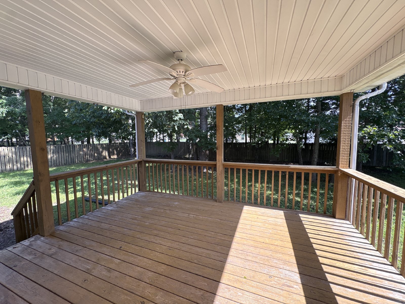 Charming Home with Covered Deck and Fenced in Back Yard... property image
