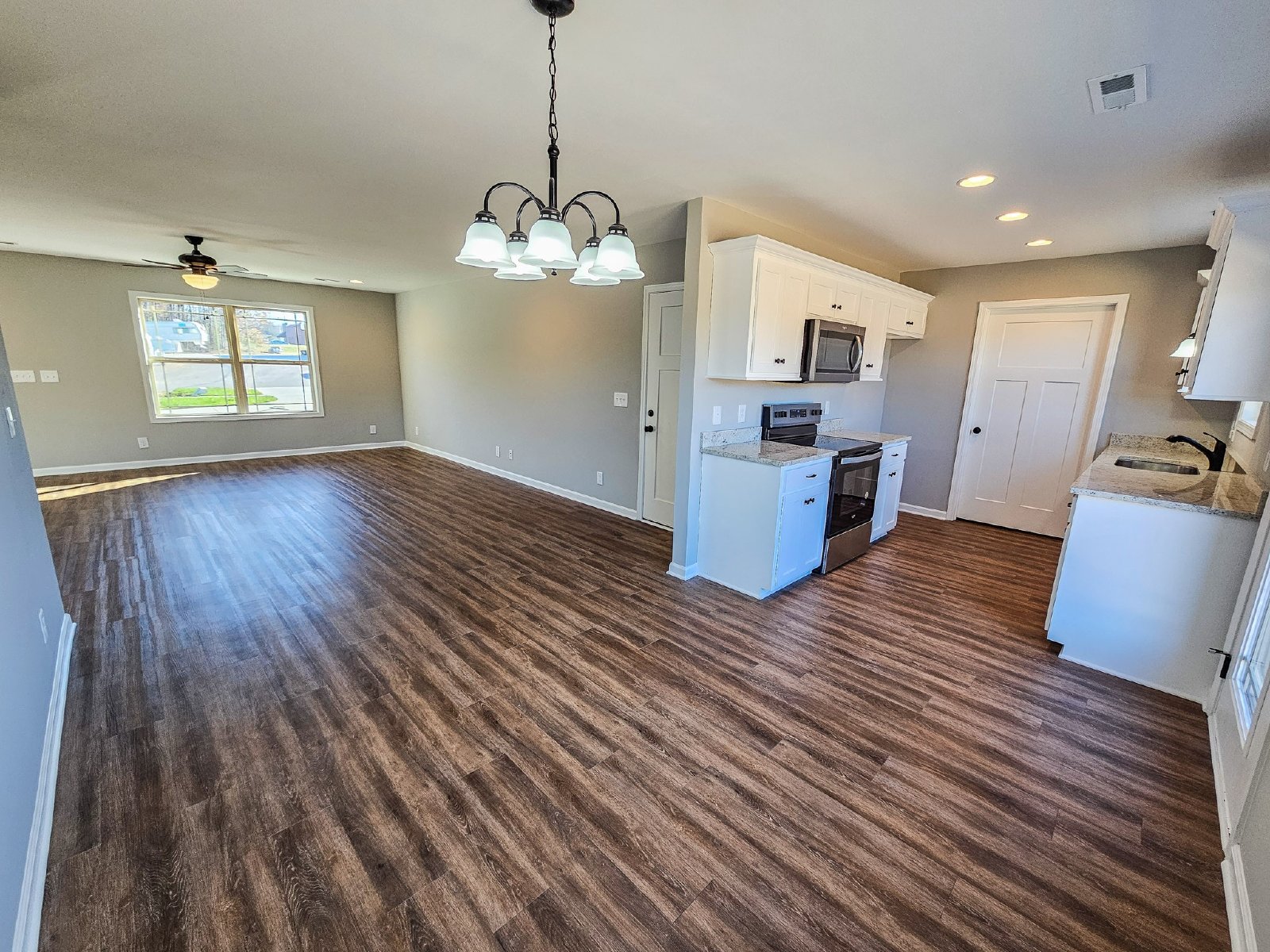 BRAND NEW Spacious Townhome in Shelbyville!...**1/2 OFF MOVE IN SPECIAL** property image