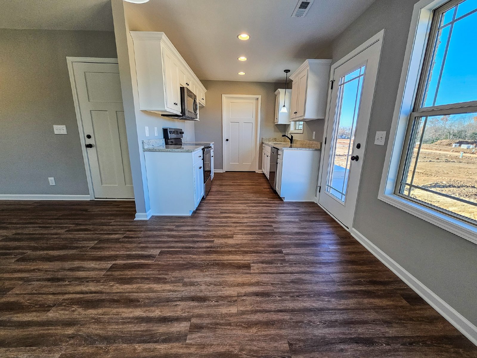 BRAND NEW Spacious Townhome in Shelbyville!...**1/2 OFF MOVE IN SPECIAL** property image