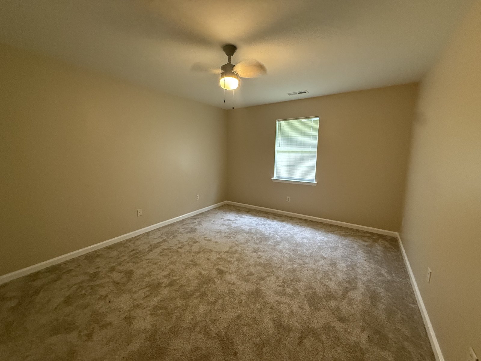 Beautiful 3 Bedroom 2.5 Bath Home in OOLTEWAH! property image