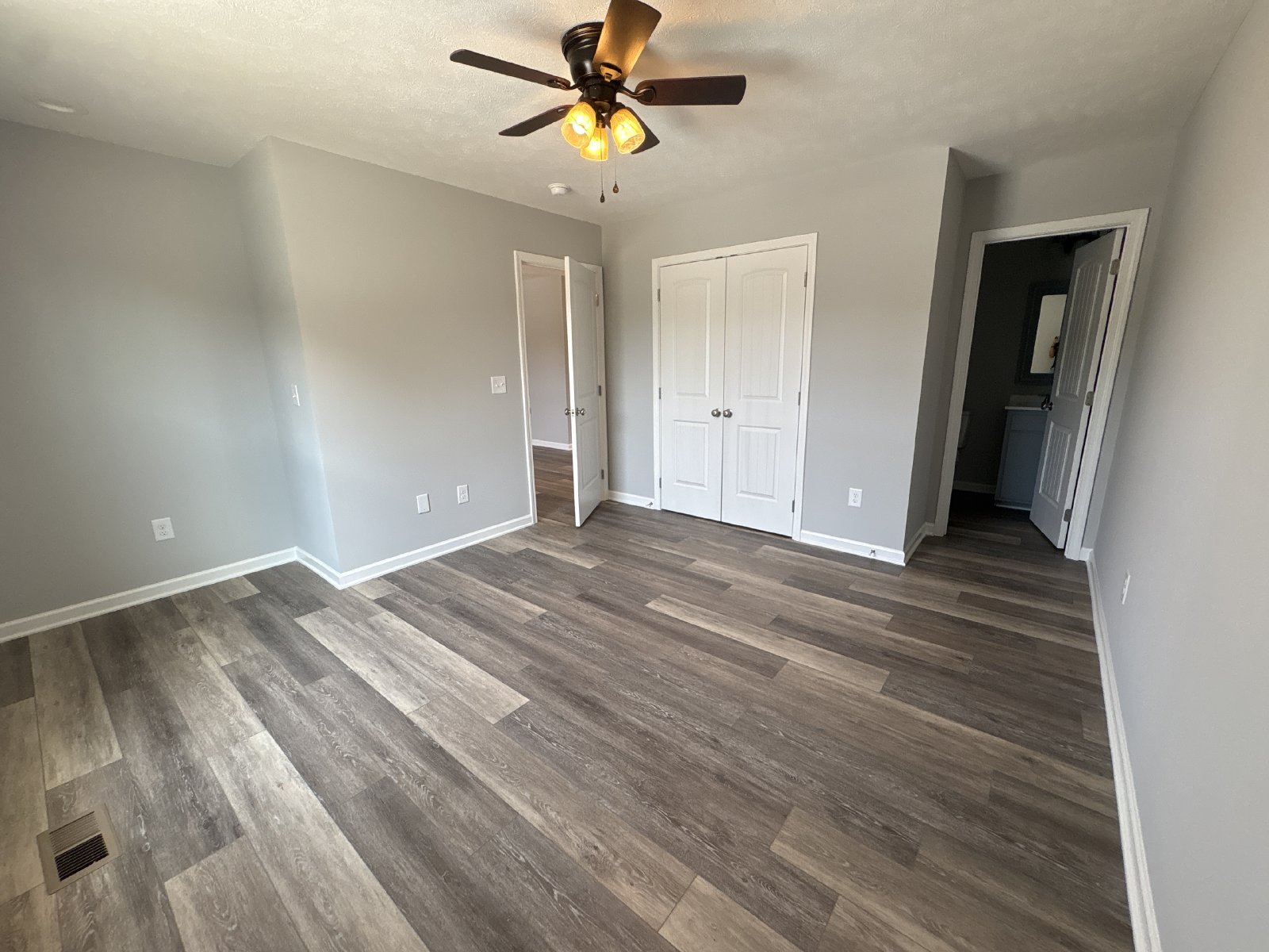 Adorable BRAND NEW Home Convenitly Located in Tullahoma... property image