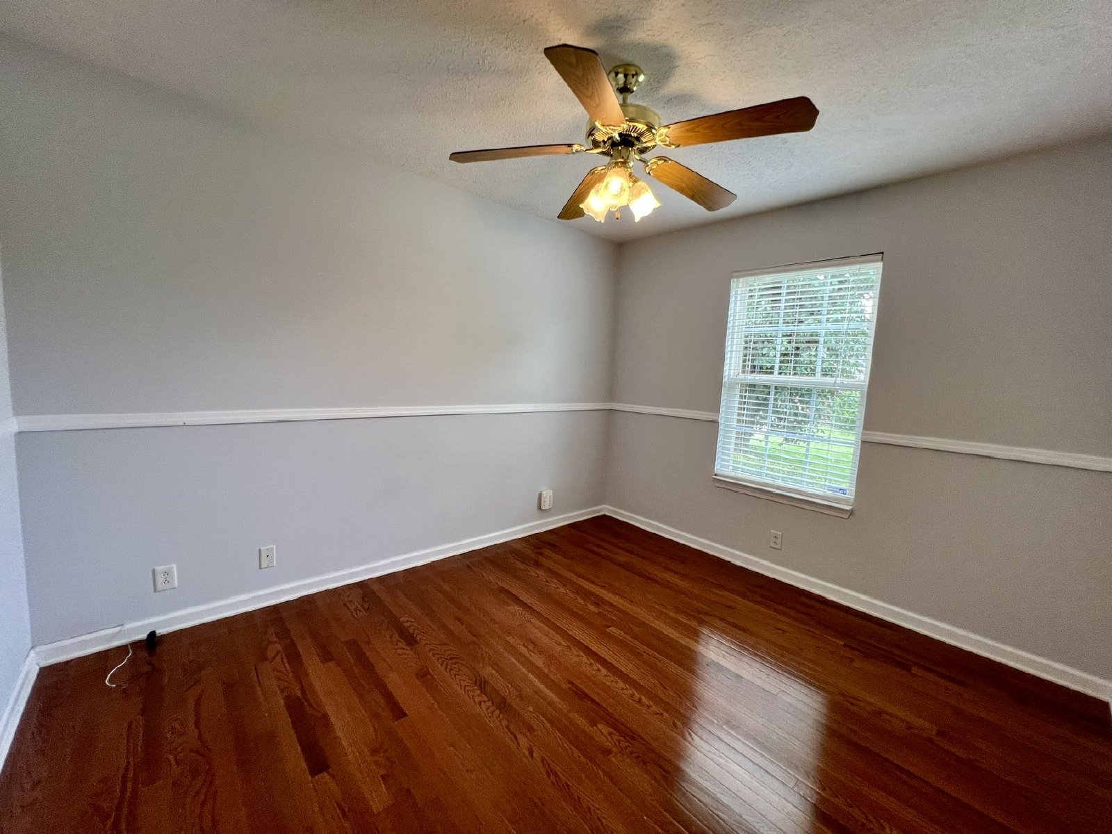 3 bed, 2 Bath, Garage + Screened Back Porch, Near Cason Ln property image