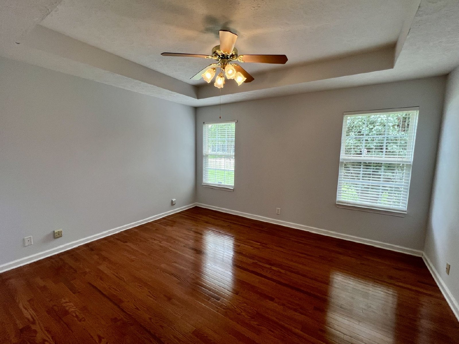 3 bed, 2 Bath, Garage + Screened Back Porch, Near Cason Ln property image