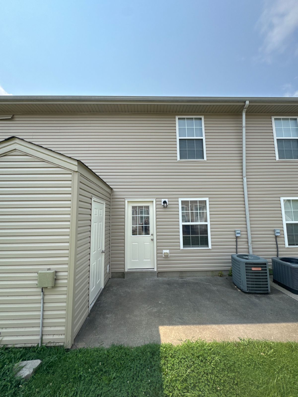 2 Bed, 1.5 Bath Townhome *Move-In Special 1/2 off 1st Month's Rent for Qualified Applicant property image