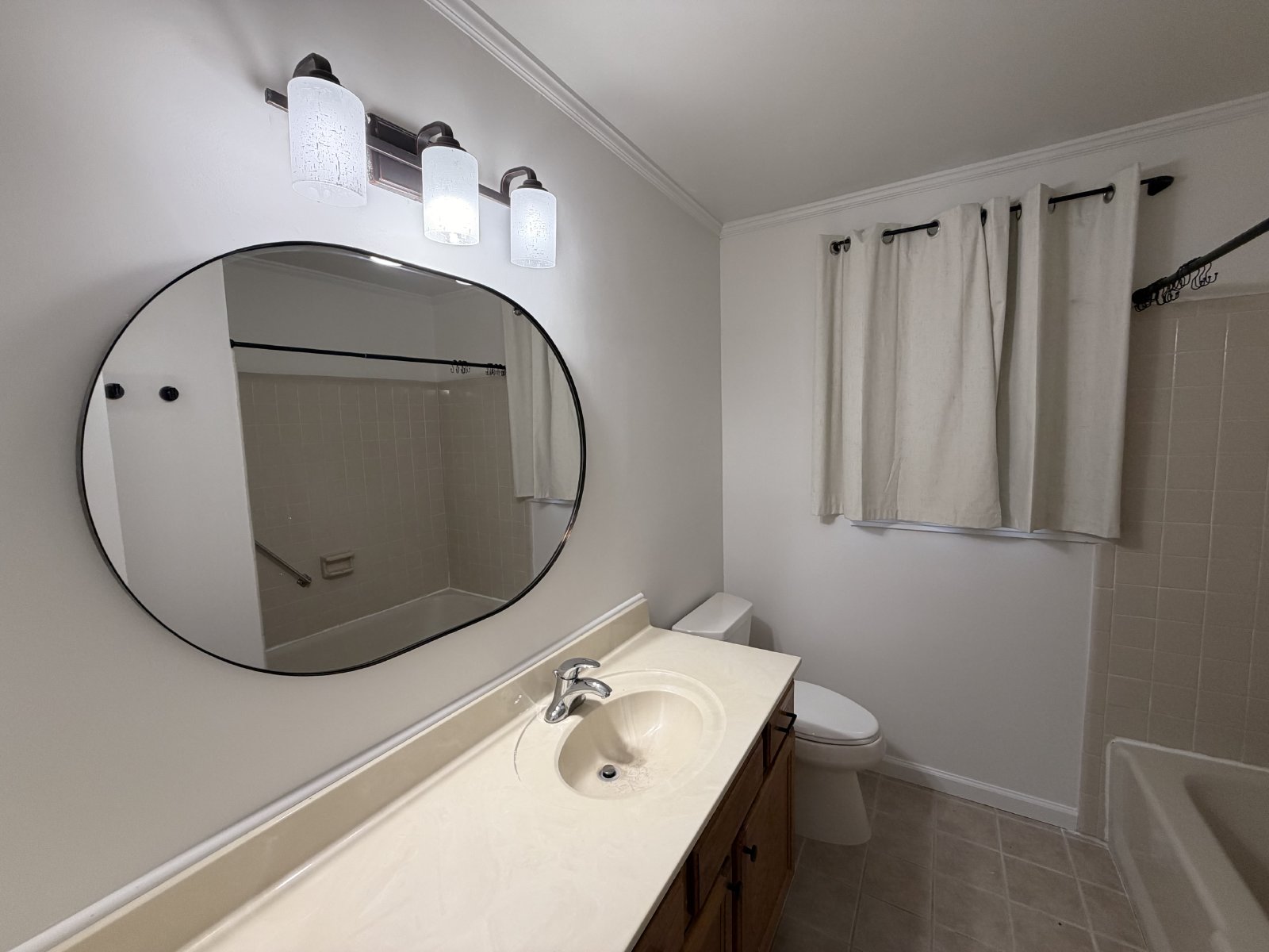 2 bedroom, 1 bath home near Harding Place property image