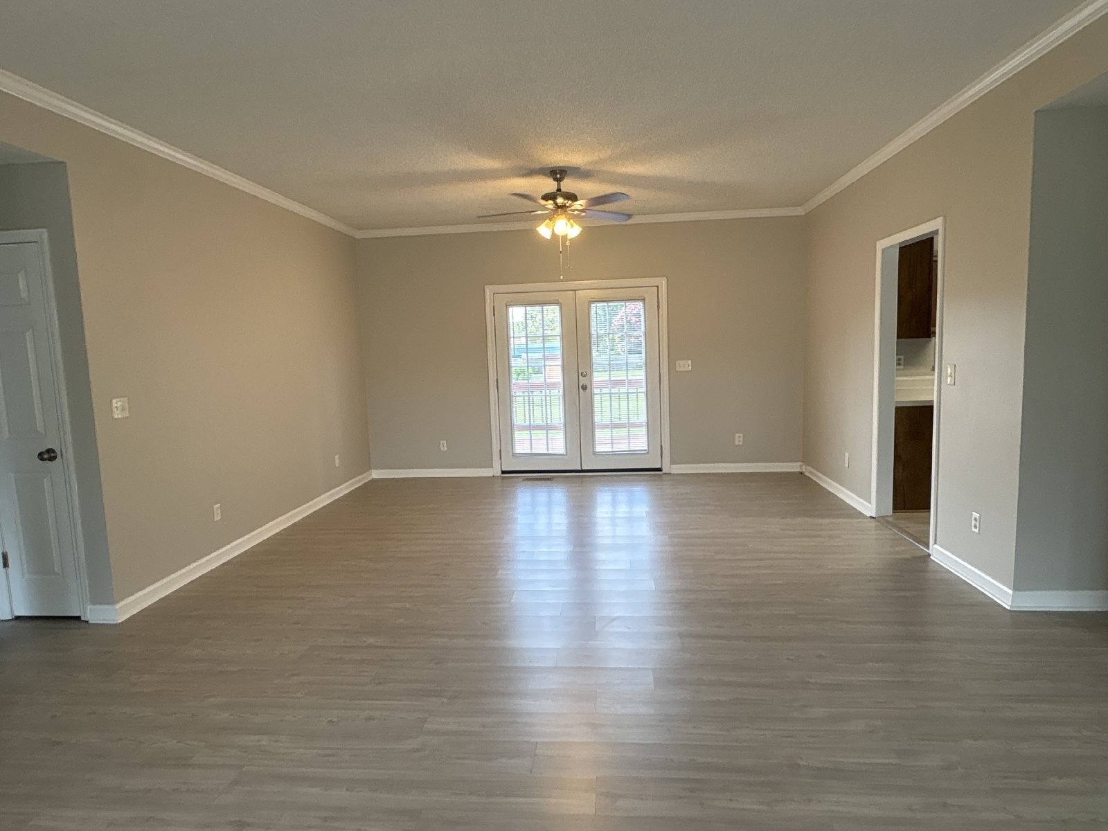 Spacious Brick Home with Fenced-In Back yard! property image