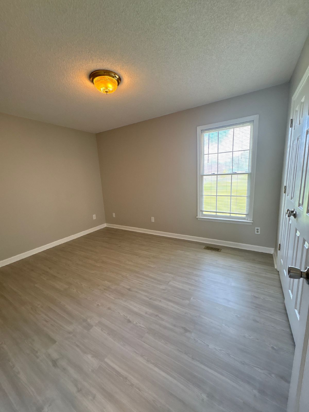 Spacious Brick Home with Fenced-In Back yard! property image