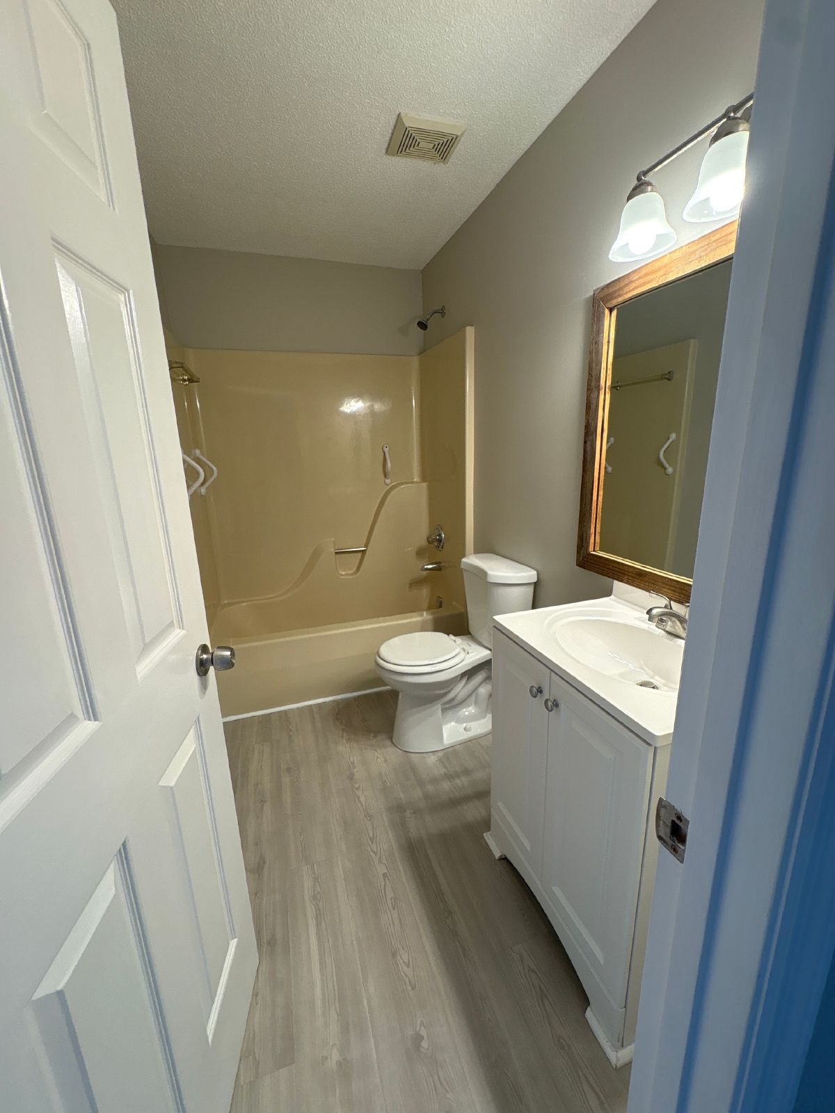 Spacious Brick Home with Fenced-In Back yard! property image