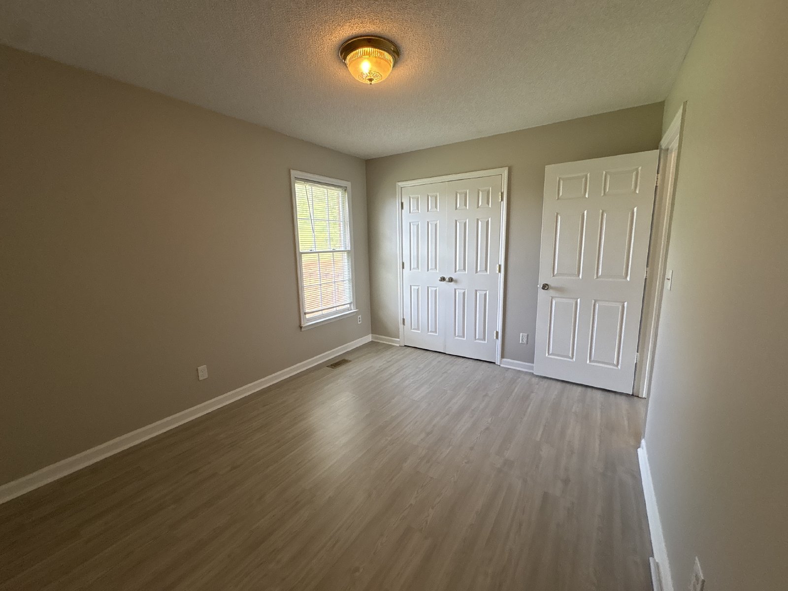 Spacious Brick Home with Fenced-In Back yard! property image