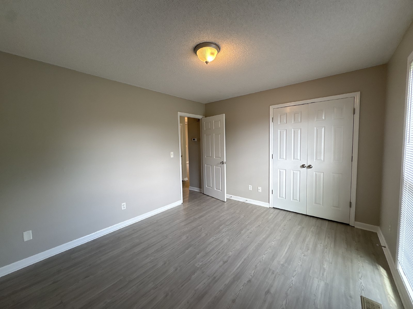 Spacious Brick Home with Fenced-In Back yard! property image