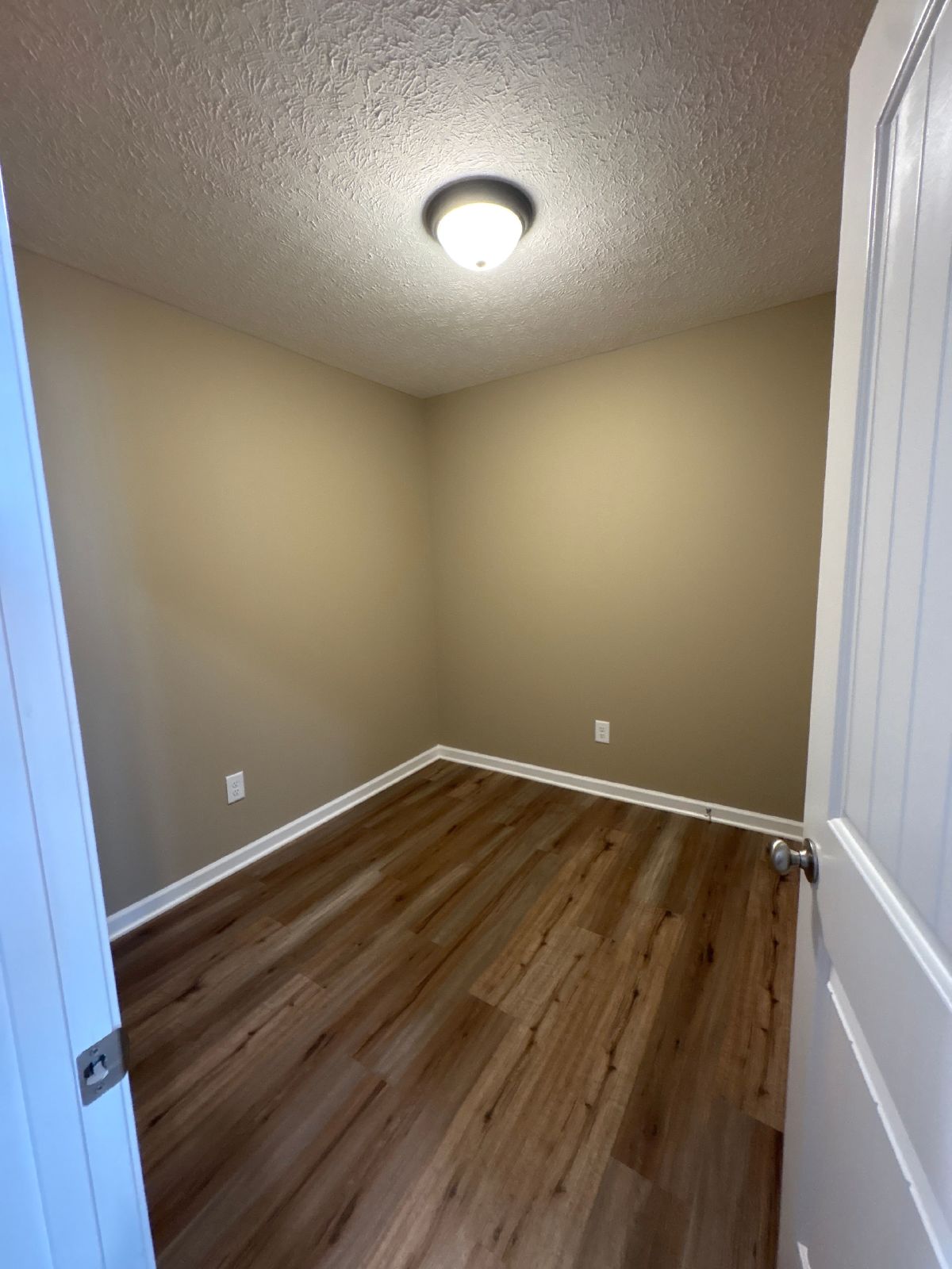 Charming Townhome in Convenient Tullahoma Location.... property image