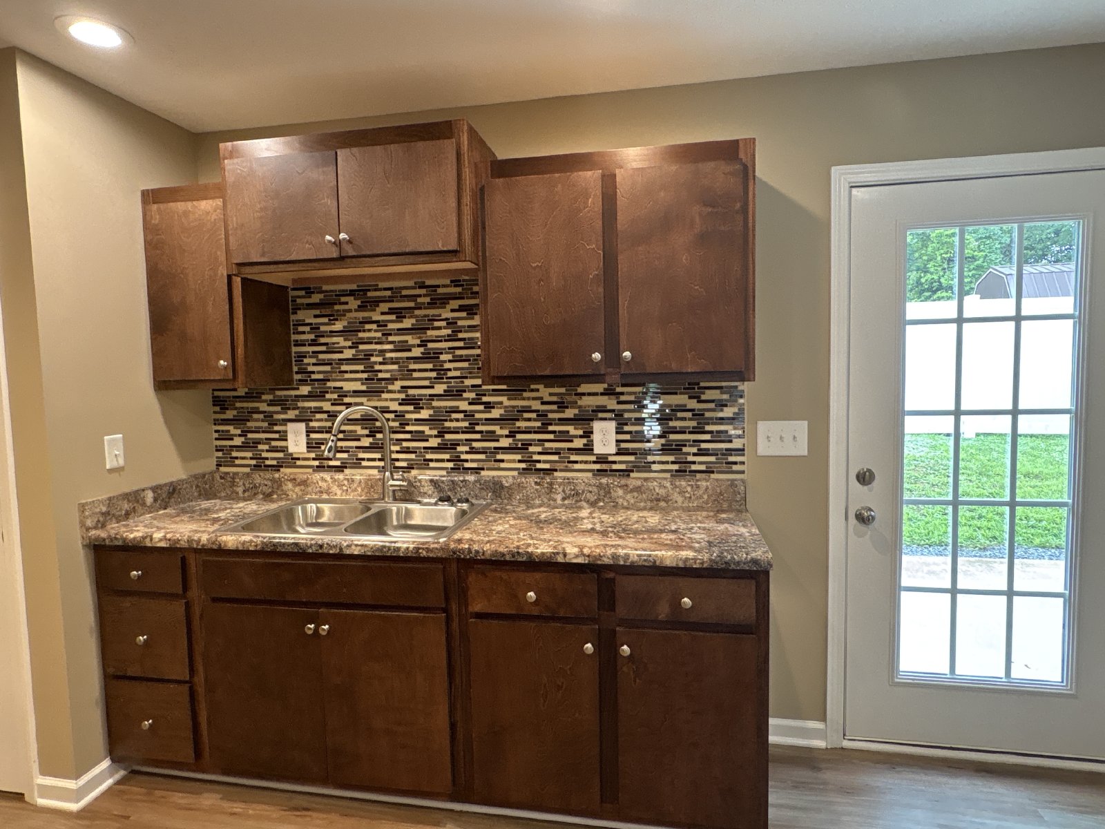 Charming Townhome in Convenient Tullahoma Location.... property image