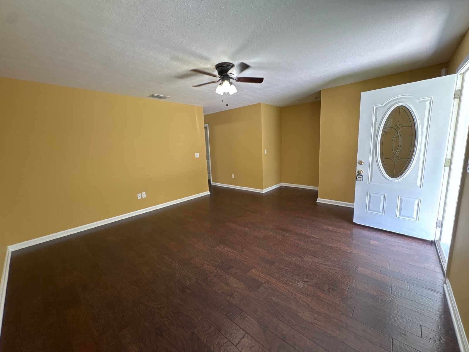 Charming Home Near Historic Downtown Tullahoma! property image