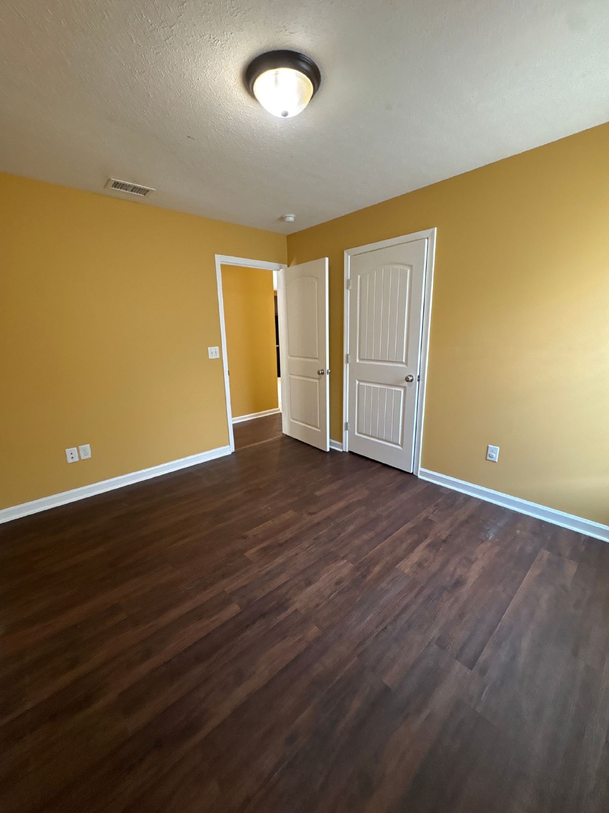 Charming Home Near Historic Downtown Tullahoma! property image