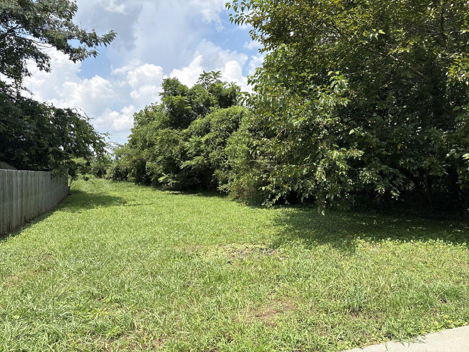 Charming Home Near Historic Downtown Tullahoma! property image