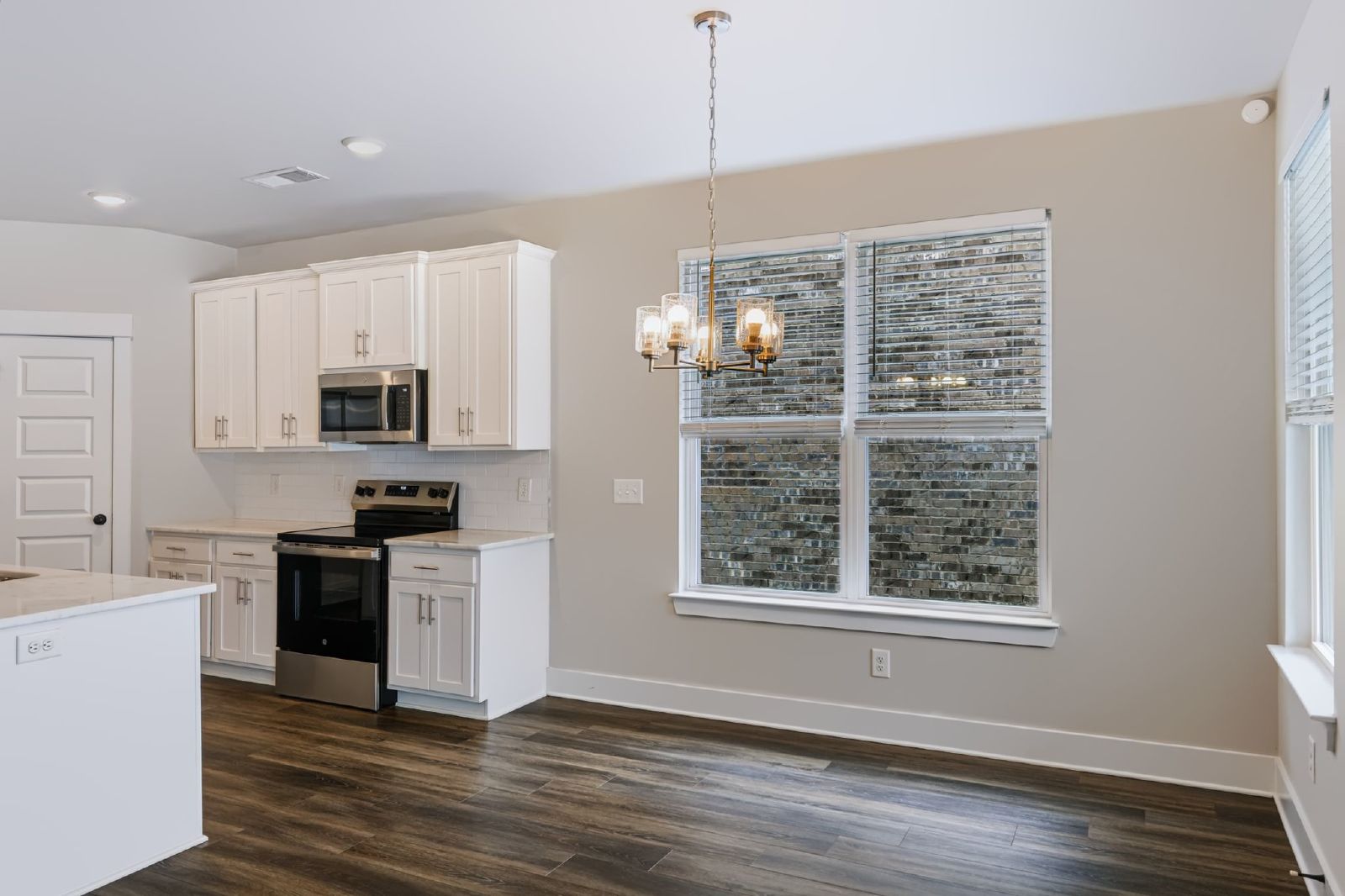 Beautiful 4 Bedroom, 3 Bath Home + Bonus - Available in Smyrna! property image