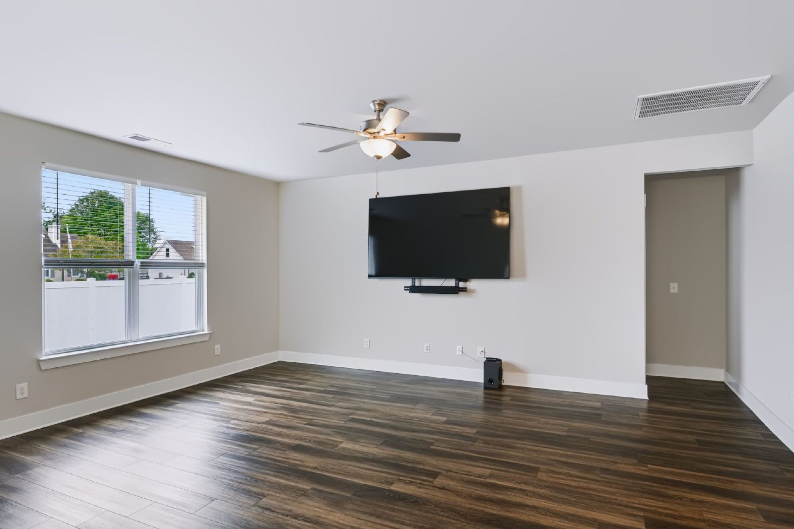 Beautiful 4 Bedroom, 3 Bath Home + Bonus - Available in Smyrna! property image