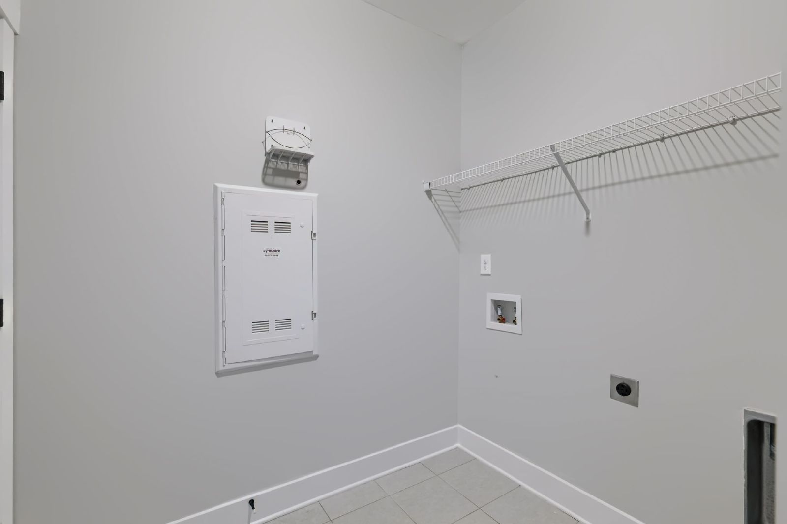 Beautiful 4 Bedroom, 3 Bath Home + Bonus - Available in Smyrna! property image