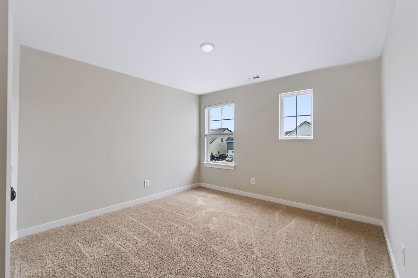 Beautiful 4 Bedroom, 3 Bath Home + Bonus - Available in Smyrna! property image