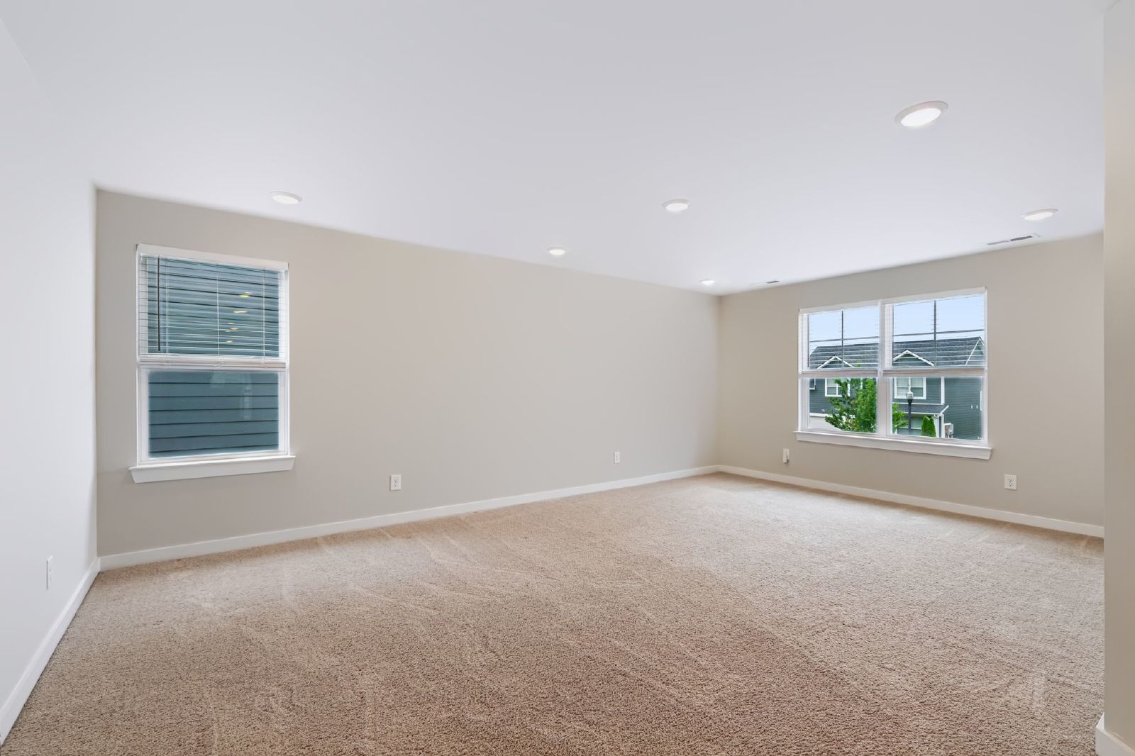 Beautiful 4 Bedroom, 3 Bath Home + Bonus - Available in Smyrna! property image