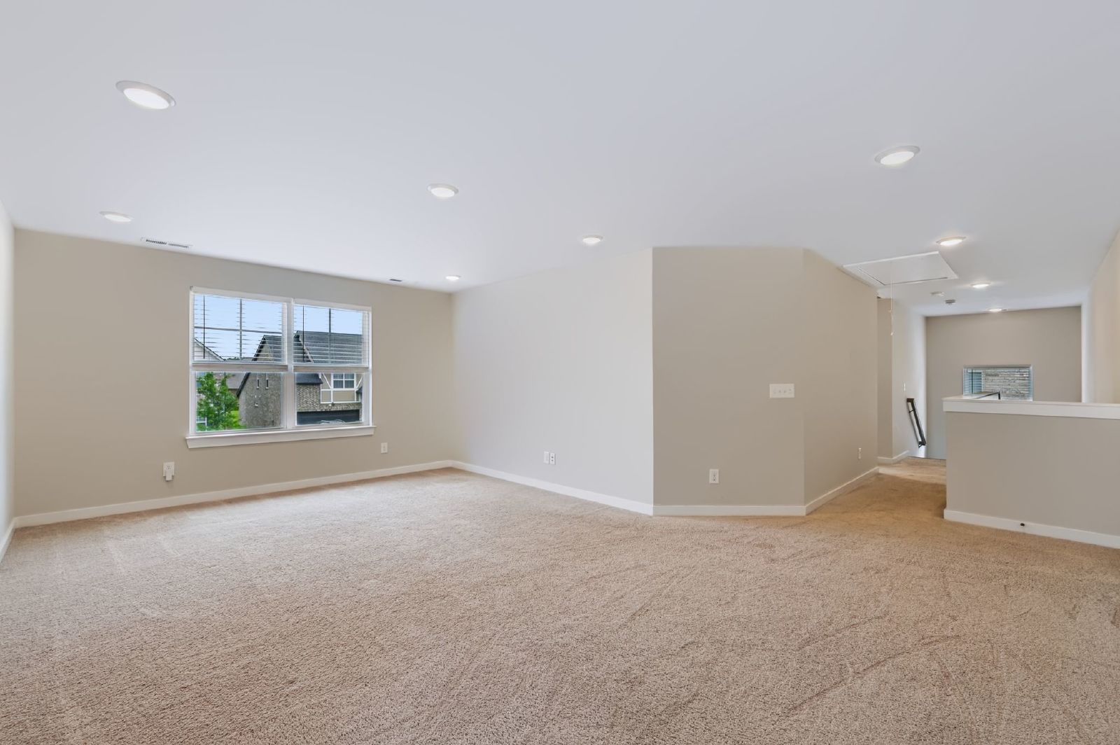 Beautiful 4 Bedroom, 3 Bath Home + Bonus - Available in Smyrna! property image