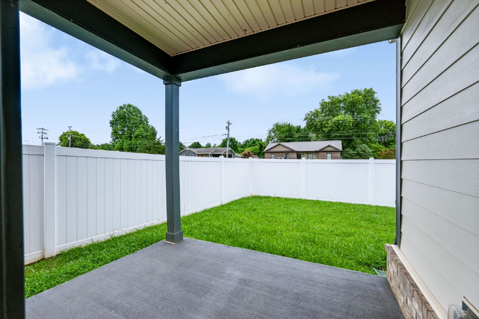 Beautiful 4 Bedroom, 3 Bath Home + Bonus - Available in Smyrna! property image