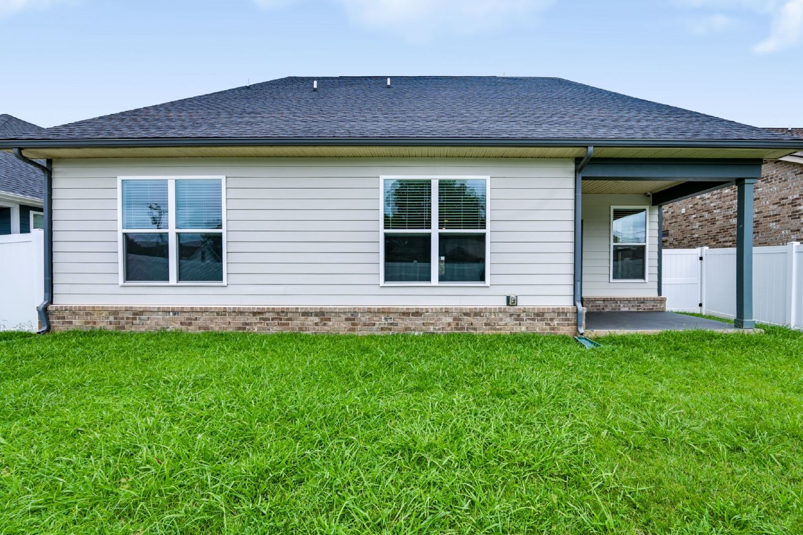 Beautiful 4 Bedroom, 3 Bath Home + Bonus - Available in Smyrna! property image