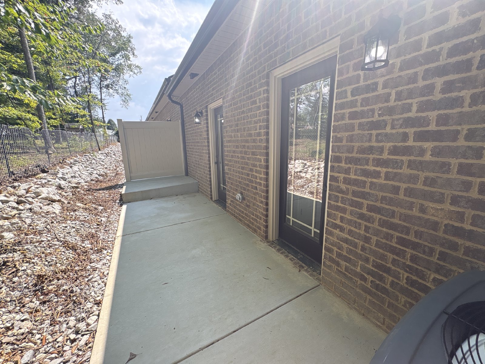 BRAND NEW 2 Bedroom Apartment in Manchester with MOVE IN SPECIAL! property image