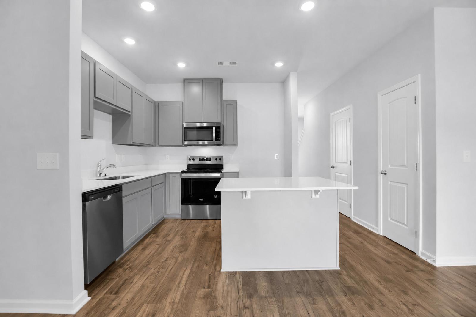 BRAND NEW 3-BEDROOM TOWNHOME IN LEBANON! property image