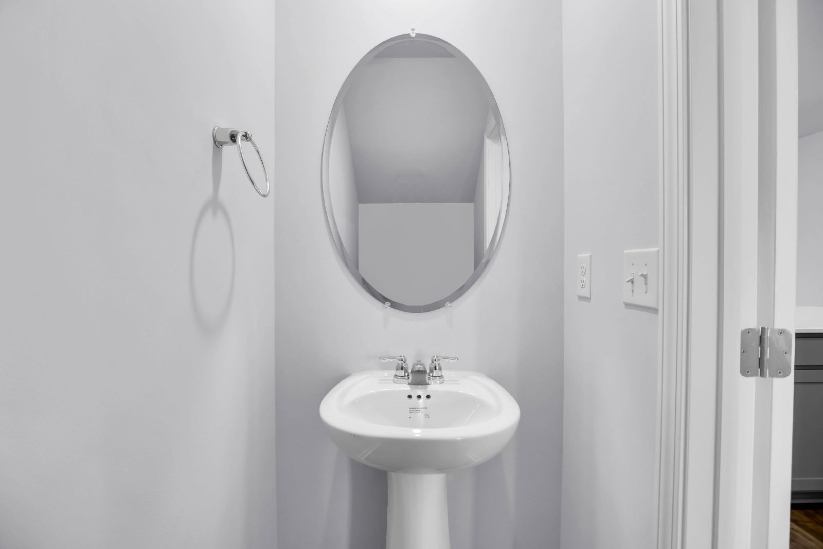 BRAND NEW 3-BEDROOM TOWNHOME IN LEBANON! property image