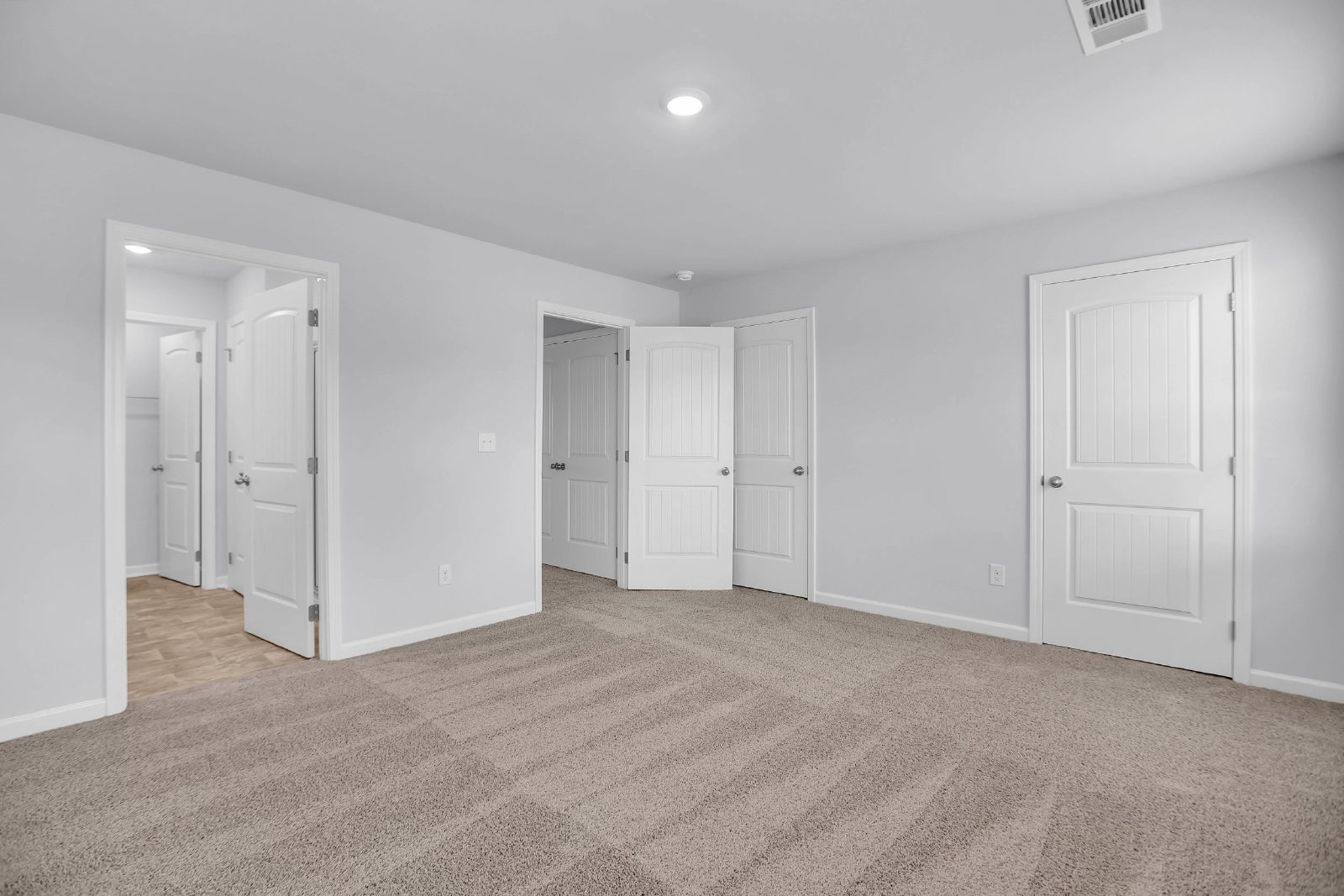 BRAND NEW 3-BEDROOM TOWNHOME IN LEBANON! property image