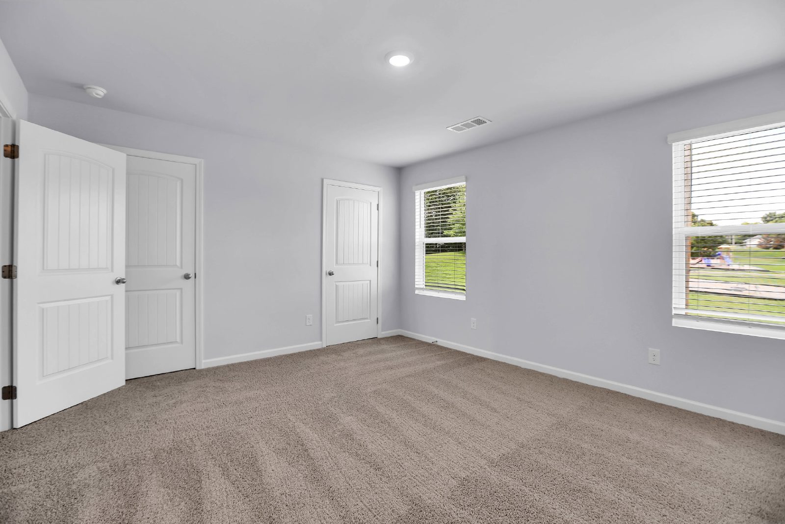 BRAND NEW 3-BEDROOM TOWNHOME IN LEBANON! property image