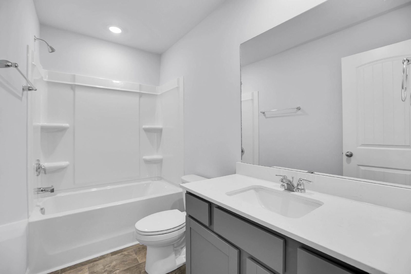 BRAND NEW 3-BEDROOM TOWNHOME IN LEBANON! property image