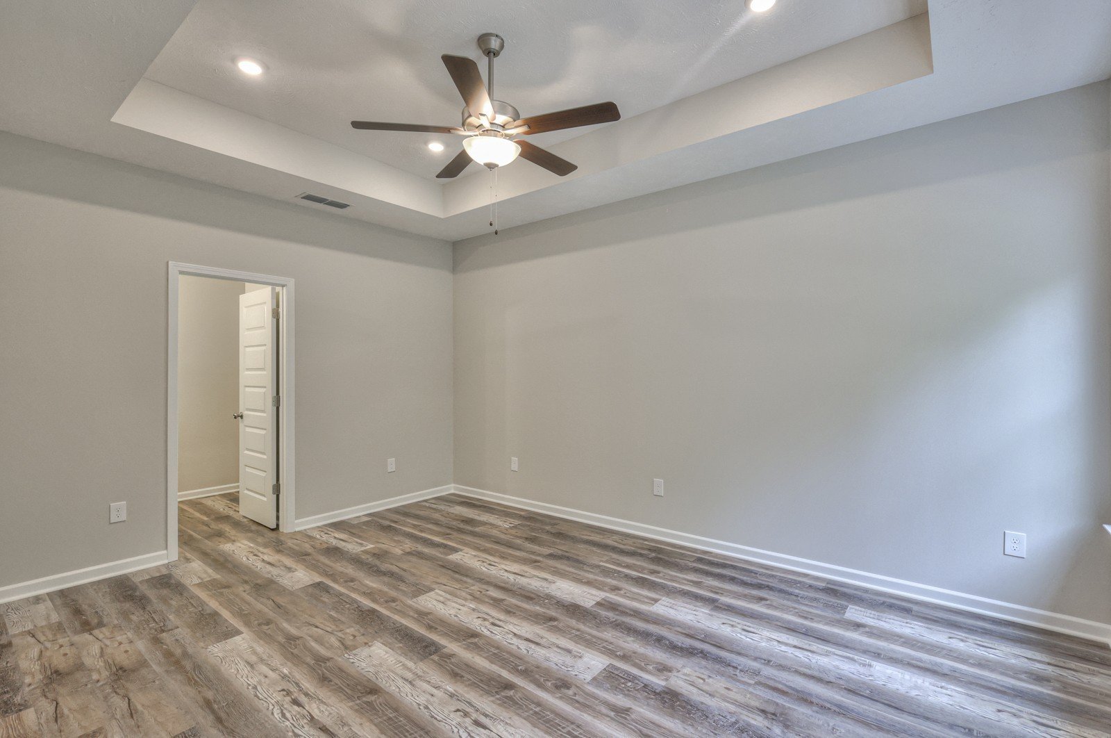 BRAND NEW Townhome in Manchester! 3 Bed 2.5 Bath! property image