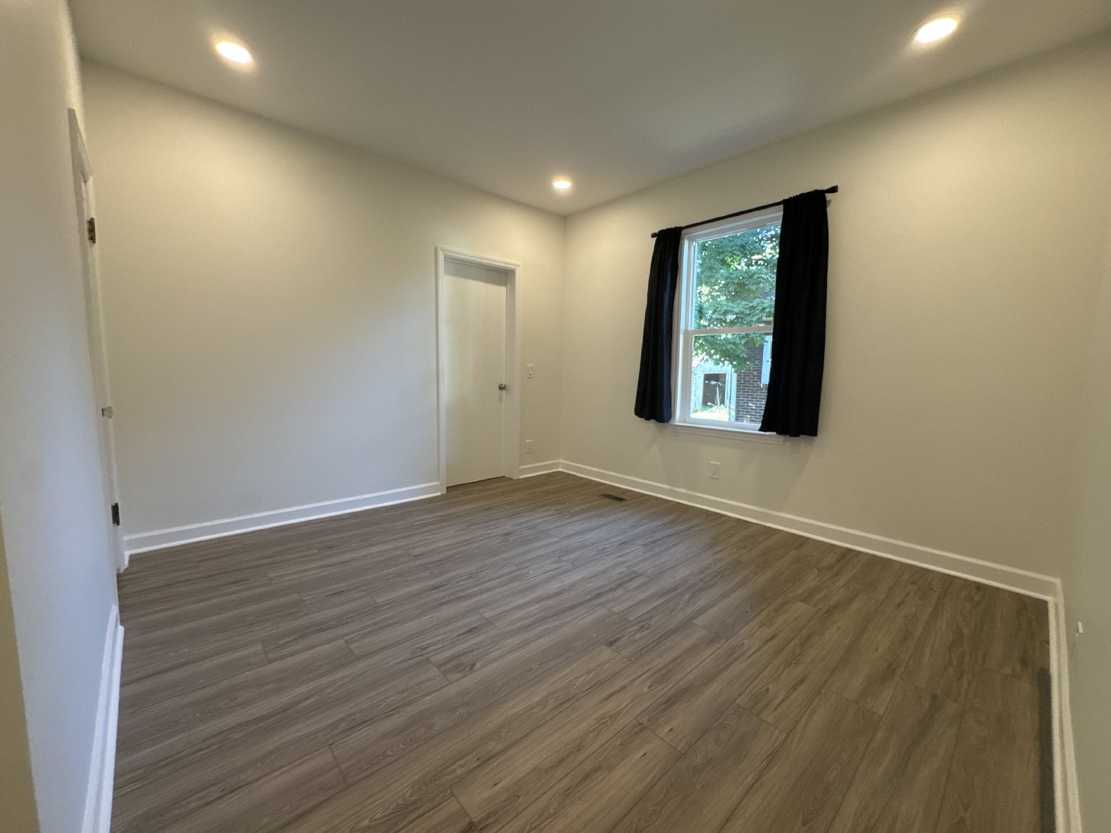 Beautifully Remodeled 3-Bedroom Home in Lebanon’s Castle Heights Neighborhood! property image