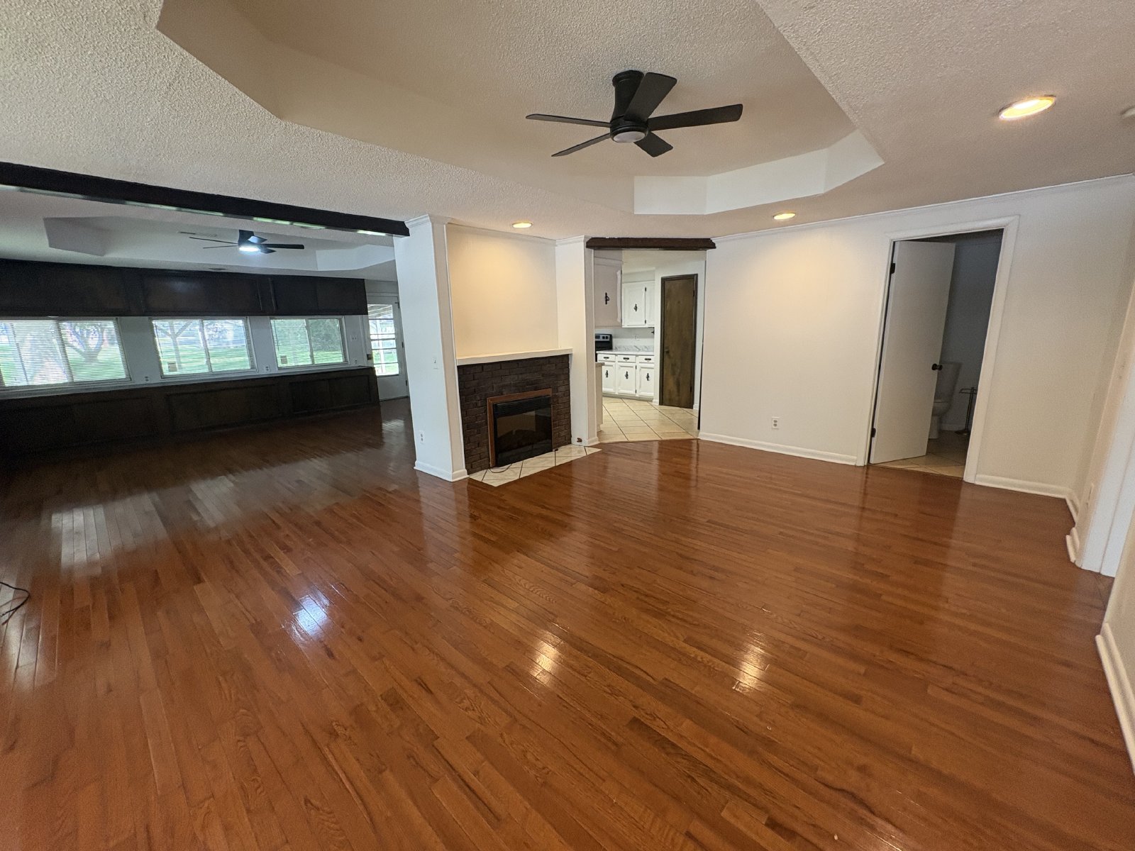 Spacious 3 Bedroom Apartment with Covered Parking! property image