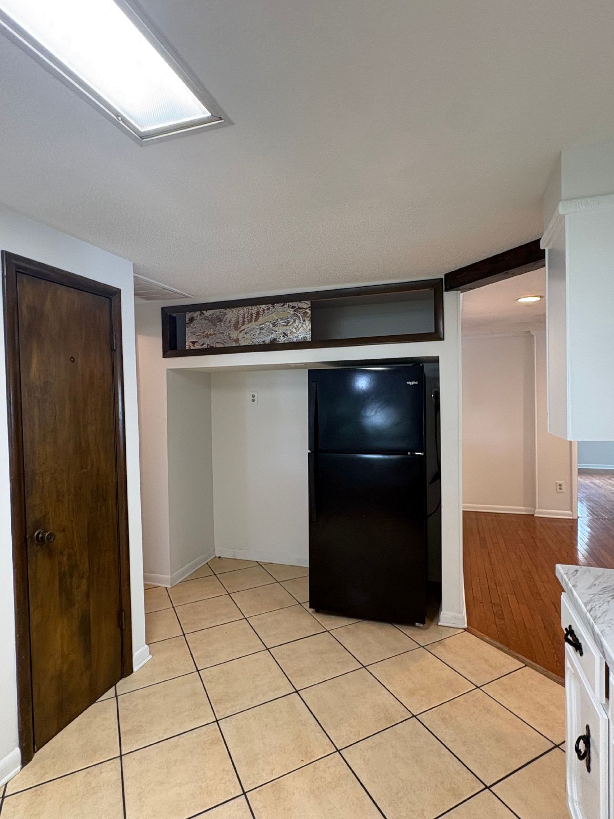 Spacious 3 Bedroom Apartment with Covered Parking! property image