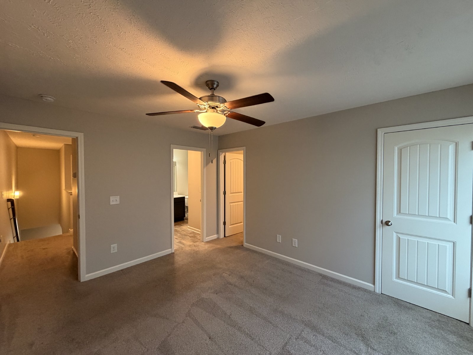$350 Off First Month's Rent! Available Now - Nice 2 BR 2.5 Bath Townhome property image