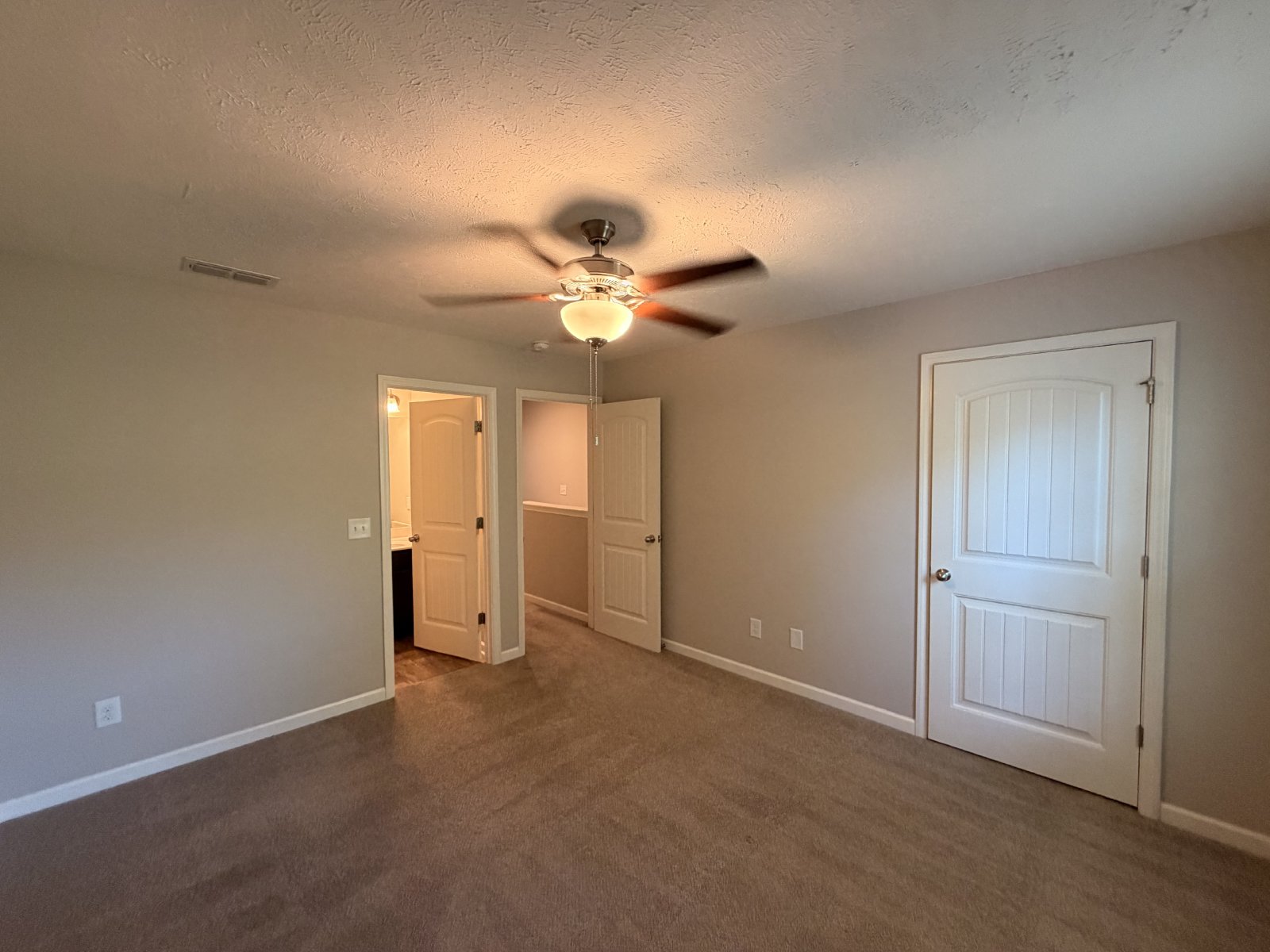 $350 Off First Month's Rent! Available Now - Nice 2 BR 2.5 Bath Townhome property image