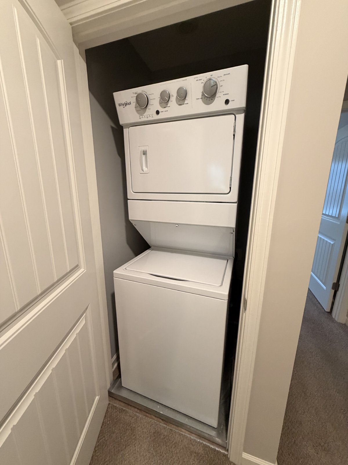 $350 Off First Month's Rent! Available Now - Nice 2 BR 2.5 Bath Townhome property image