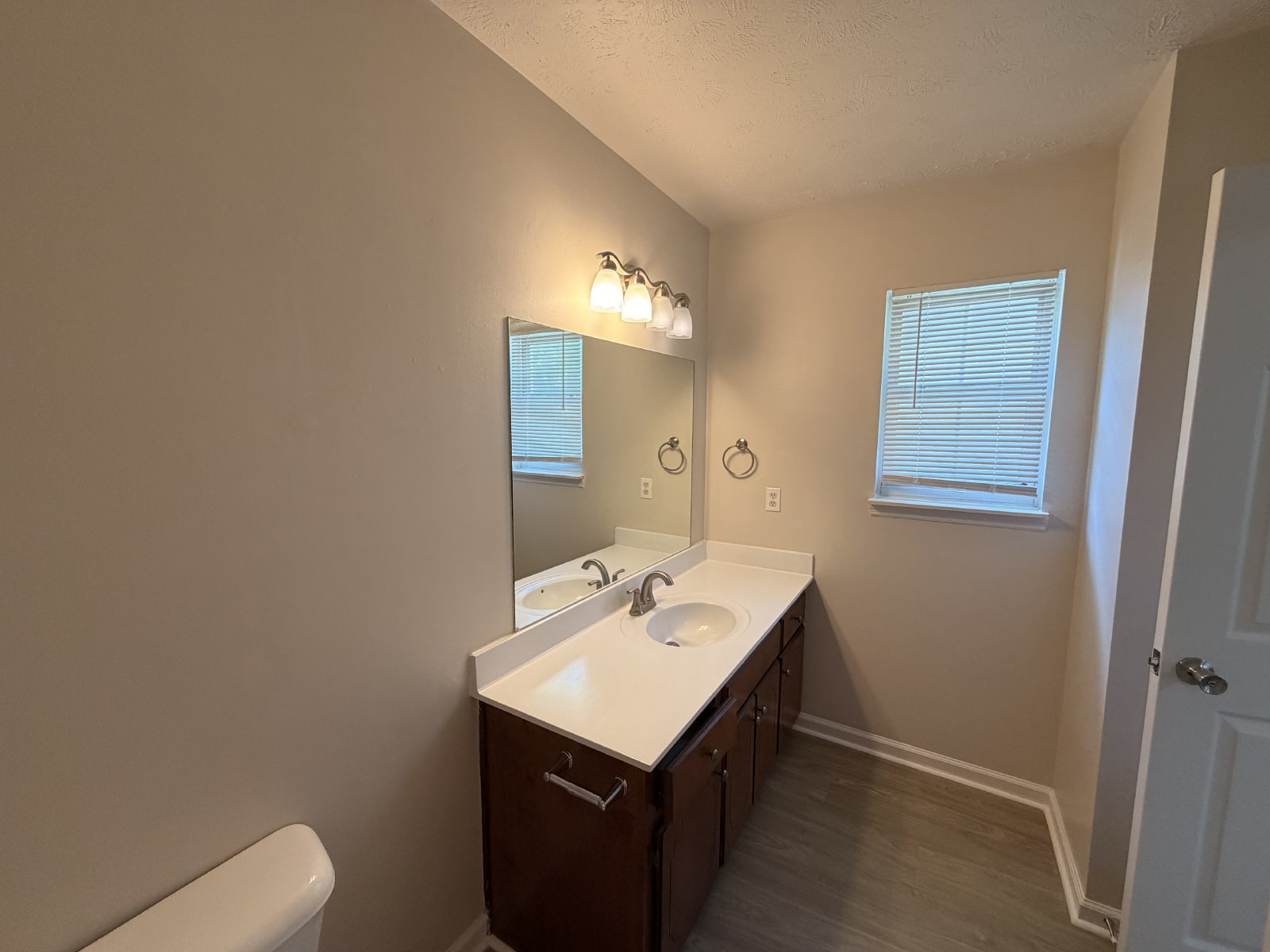 Newly Refreshed 3 Bedroom 2 Bath home in the heart of Smynra! property image