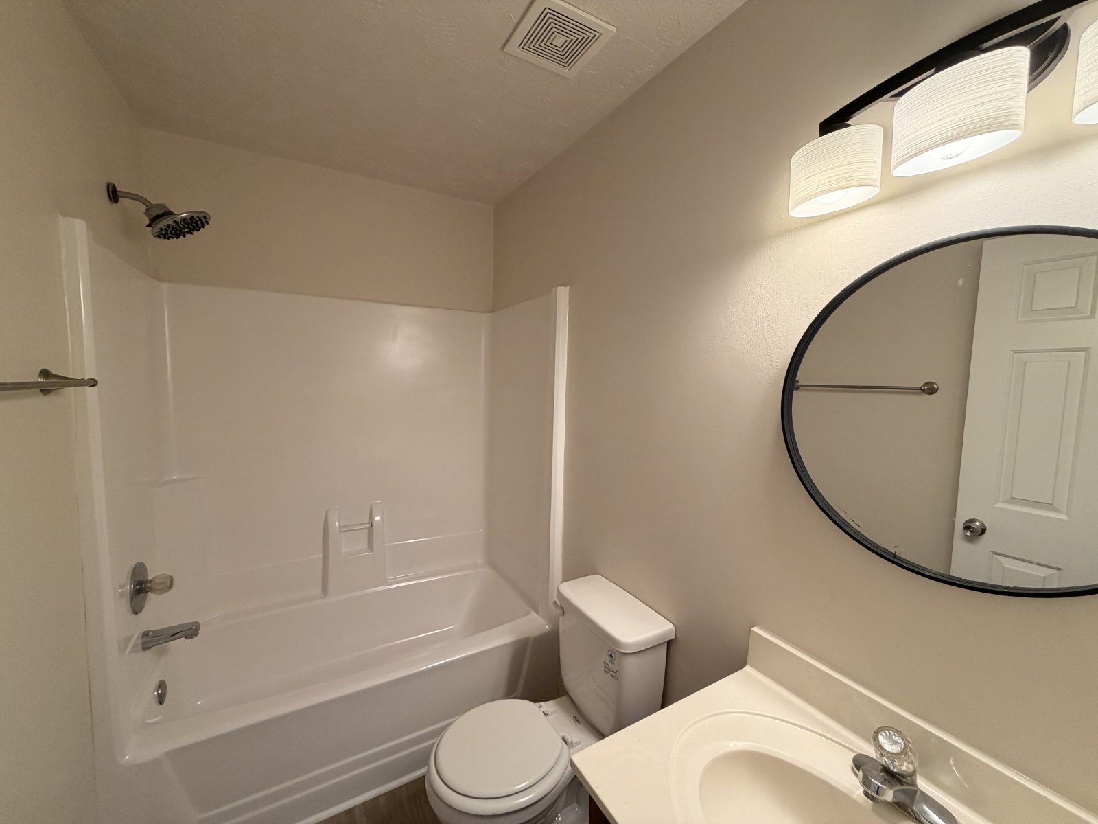 Newly Refreshed 3 Bedroom 2 Bath home in the heart of Smynra! property image