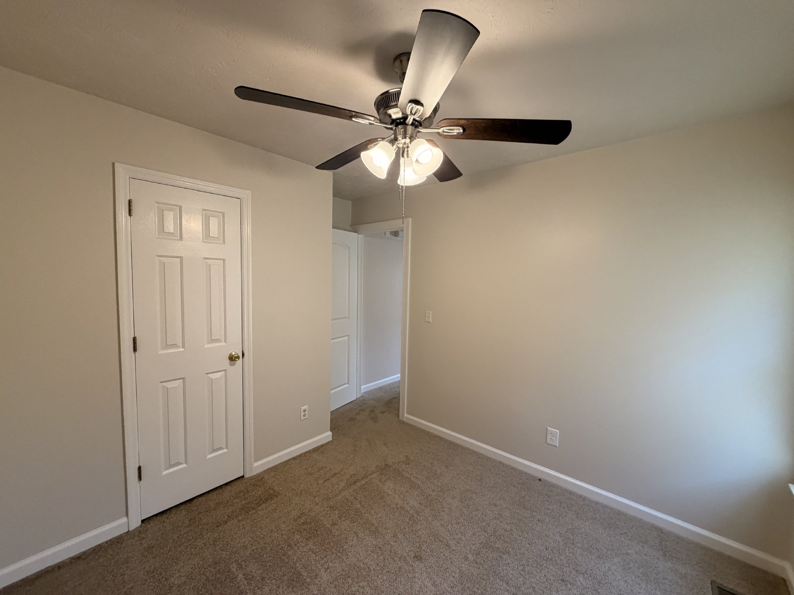 Newly Refreshed 3 Bedroom 2 Bath home in the heart of Smynra! property image