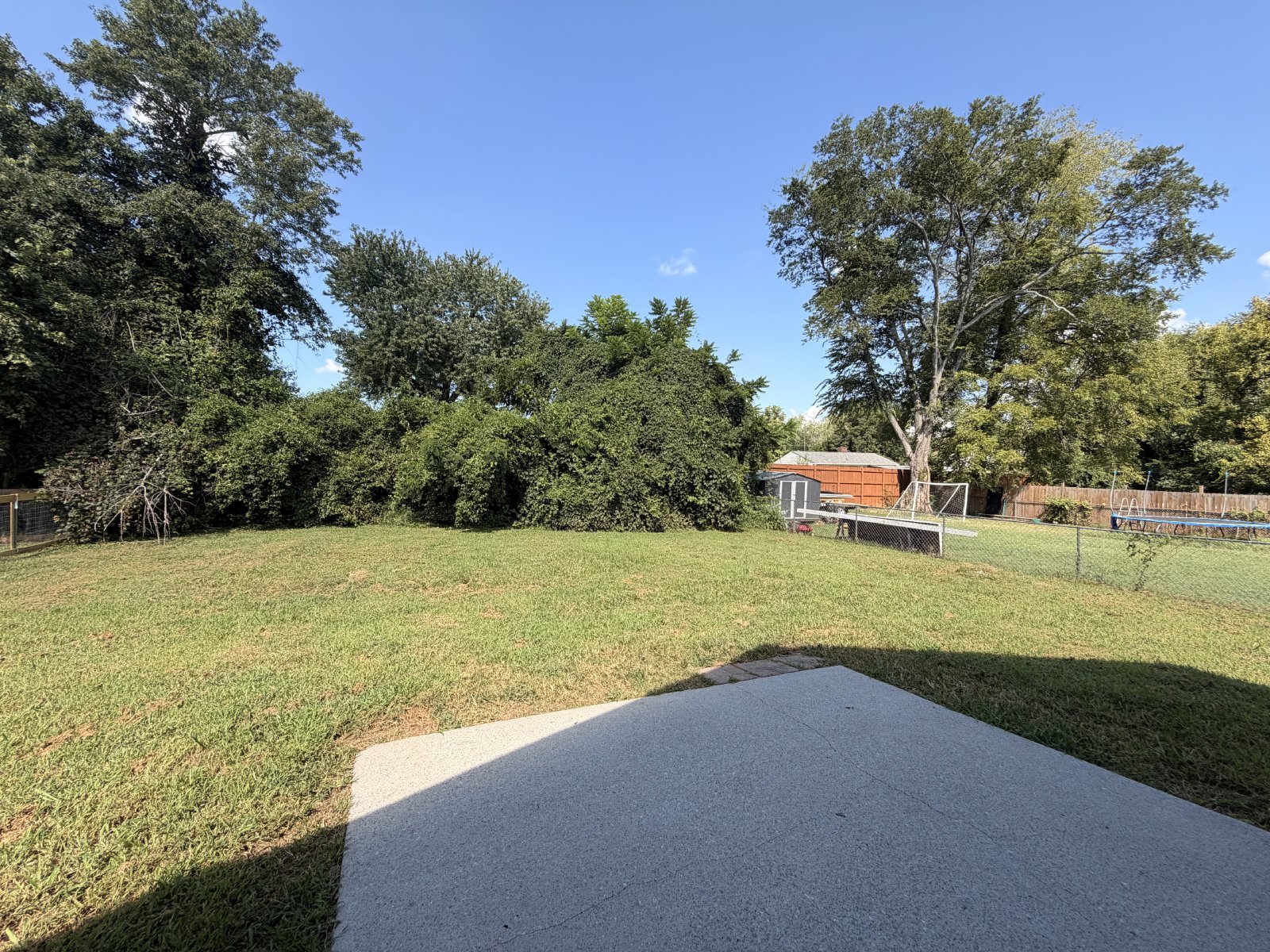 Newly Refreshed 3 Bedroom 2 Bath home in the heart of Smynra! property image
