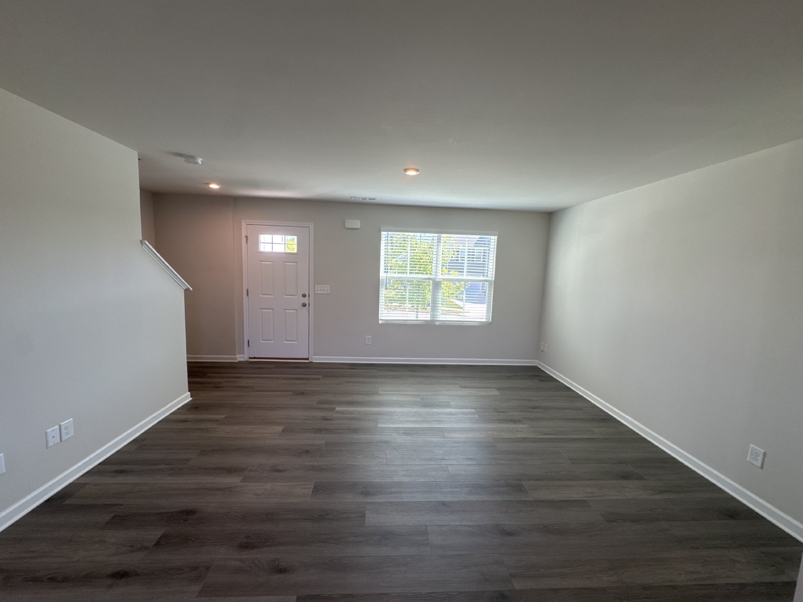 Beautiful 3-Bedroom Home Conveniently Located Near Downtown Nashville! property image