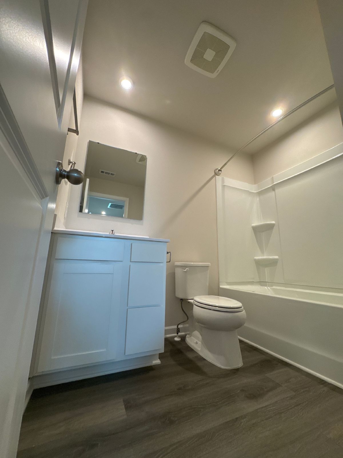 Beautiful 3-Bedroom Home Conveniently Located Near Downtown Nashville! property image
