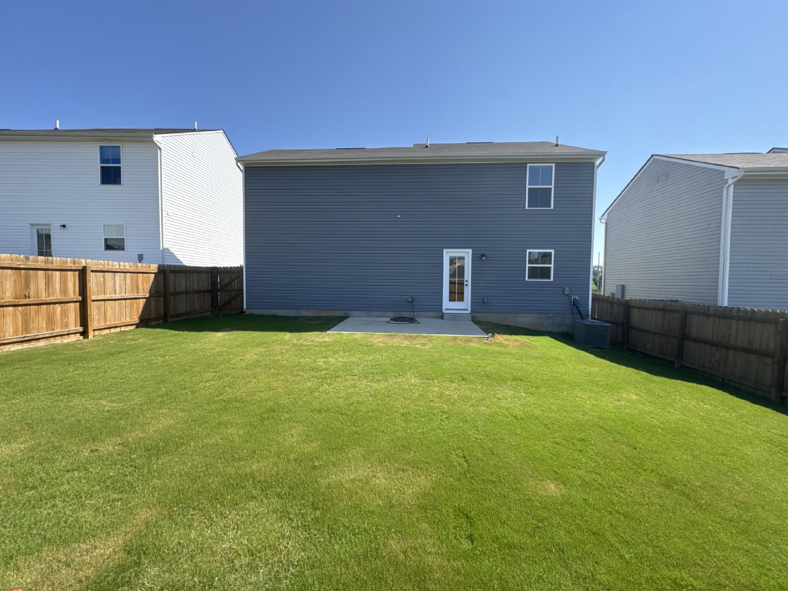 Beautiful 3-Bedroom Home Conveniently Located Near Downtown Nashville! property image