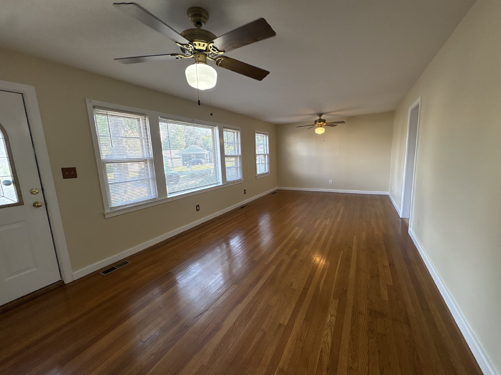 Cozy Ranch Home in Conevniengt Manchester Location... property image