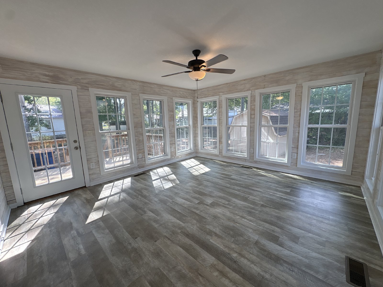 Cozy Ranch Home in Conevniengt Manchester Location... property image