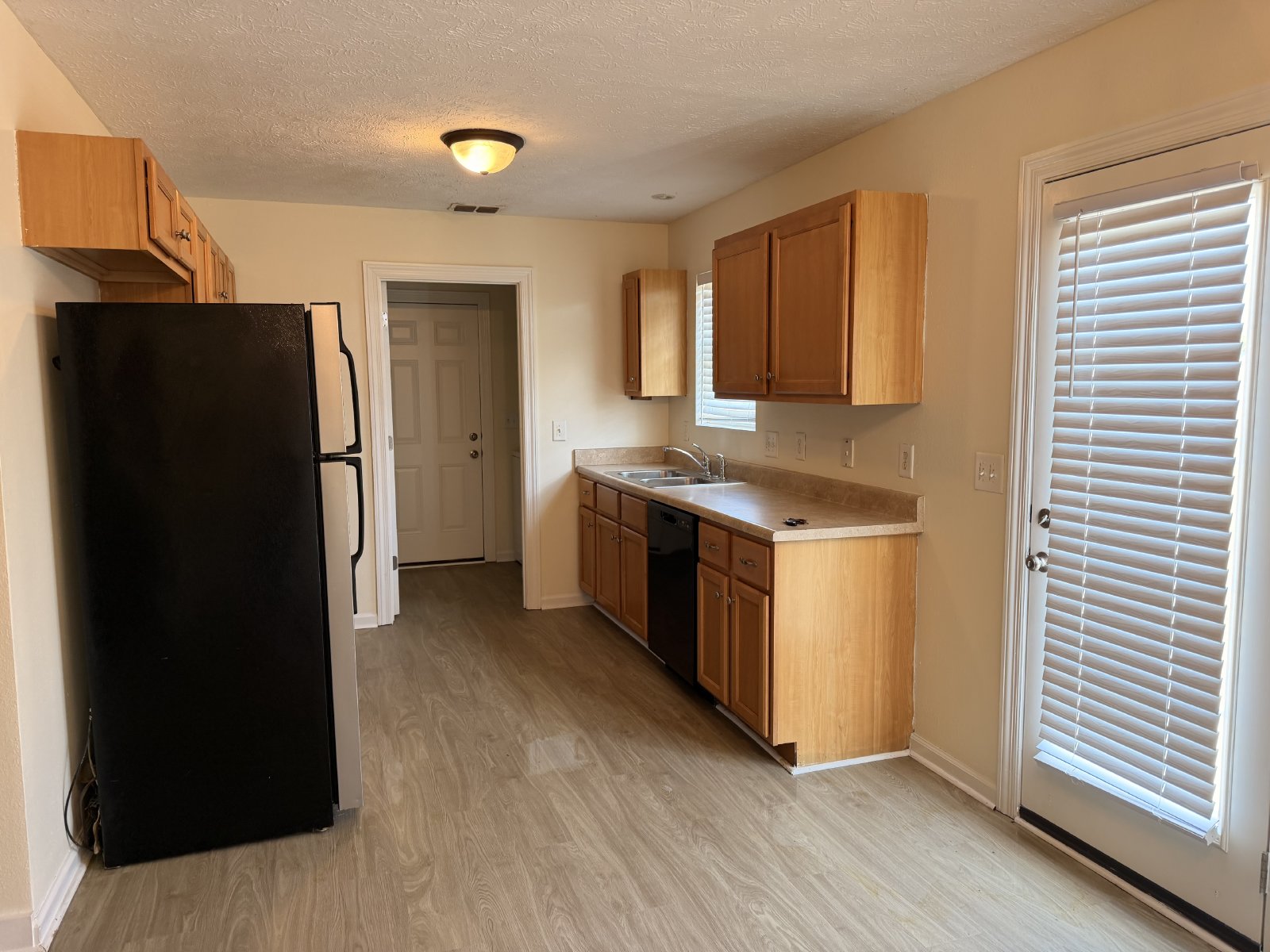 Nice 3 Bedroom 2.5 Bath Home Available Now in Murfreesboro - Close to MTSU property image
